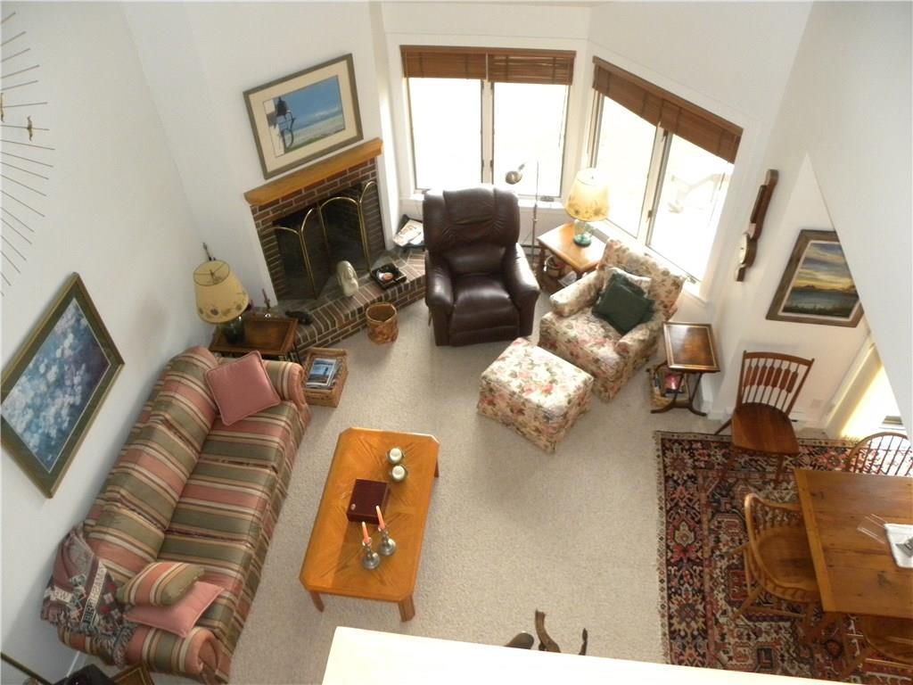27 Jameson Point Road, Unit 27 Rockland, ME 04841 - Photo 6 of 35 Living room