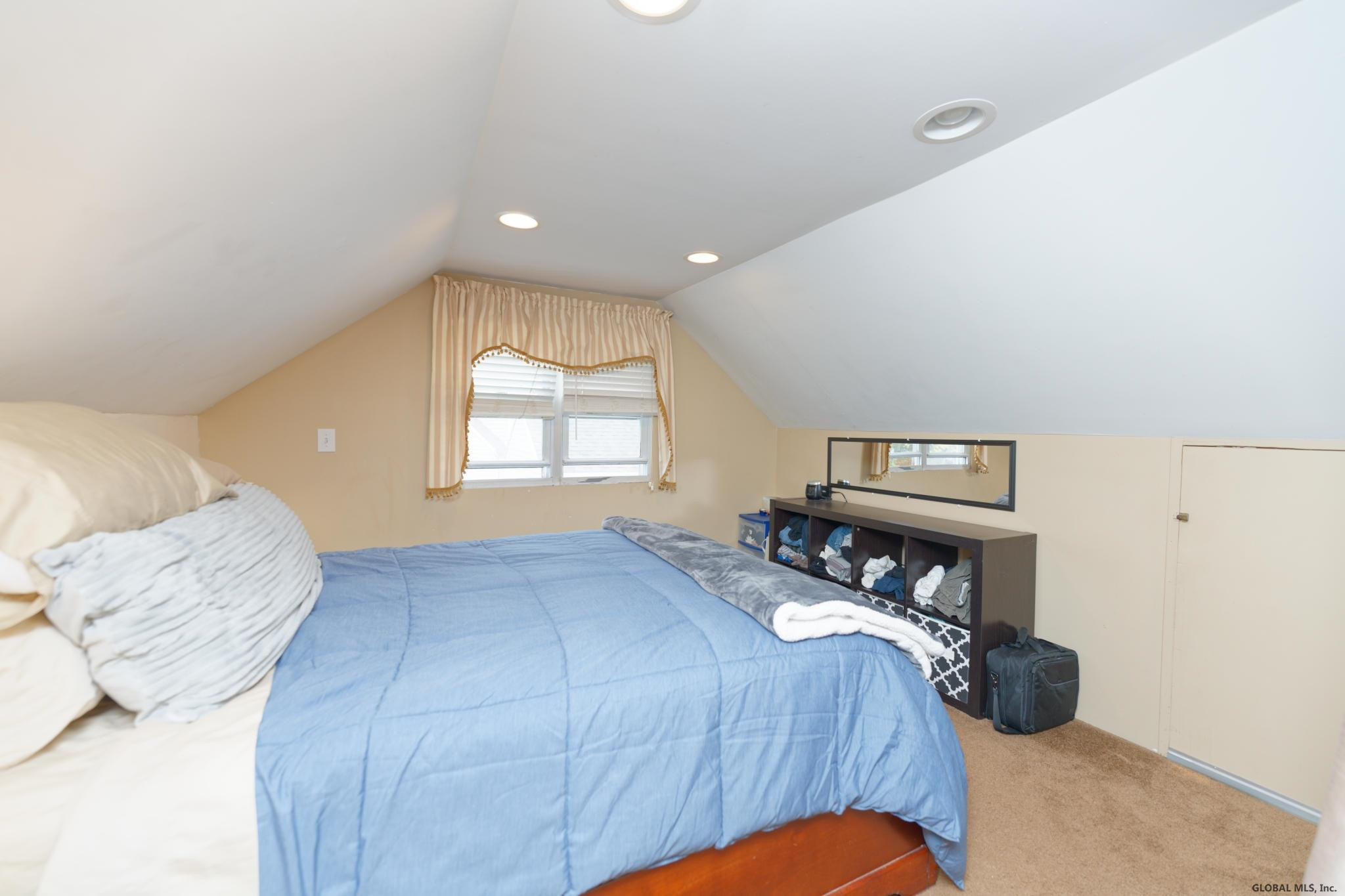 15 Whitney Road Colonie, NY 12110 - Photo 17 of 33 Photo 17