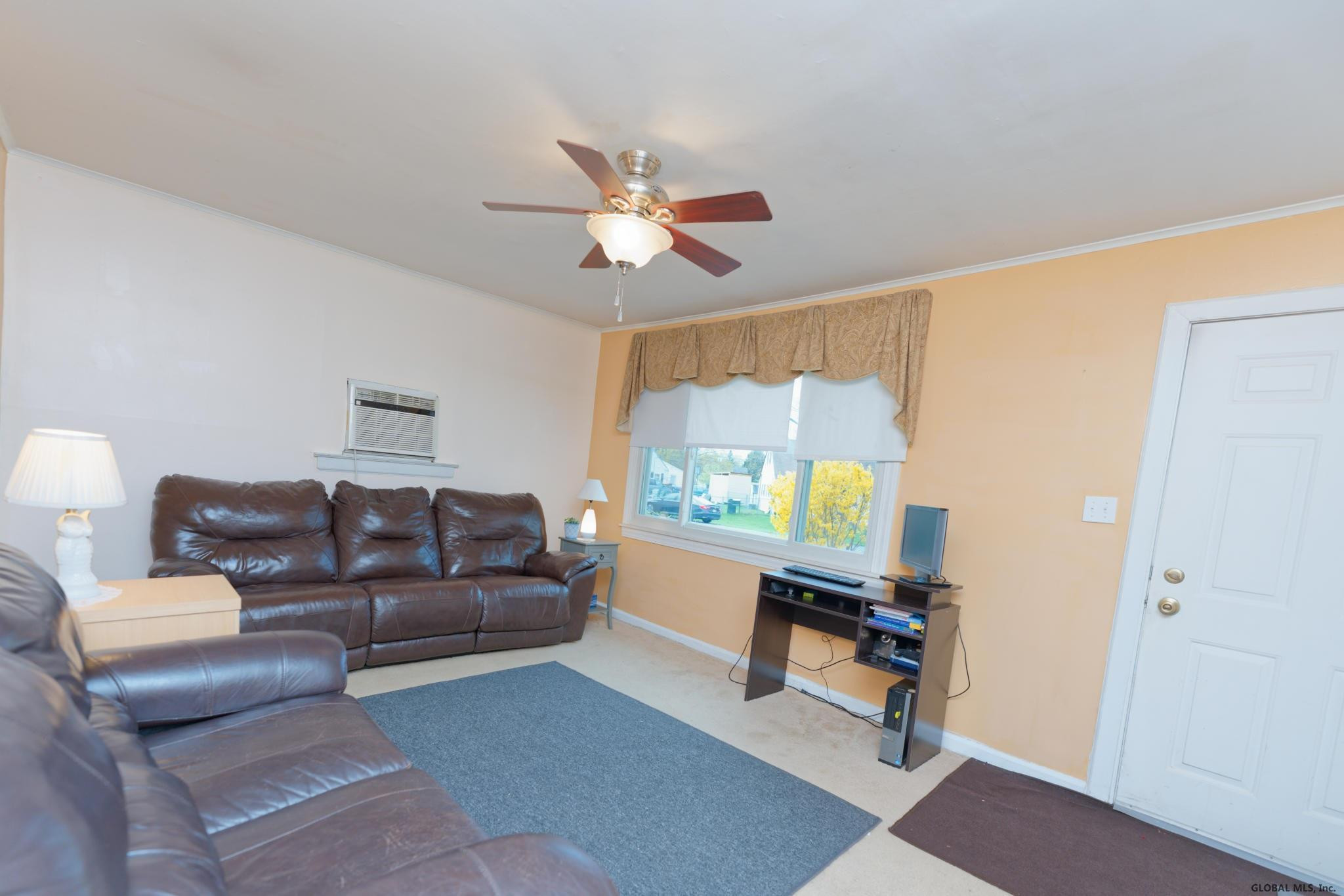 15 Whitney Road Colonie, NY 12110 - Photo 5 of 33 Photo 5