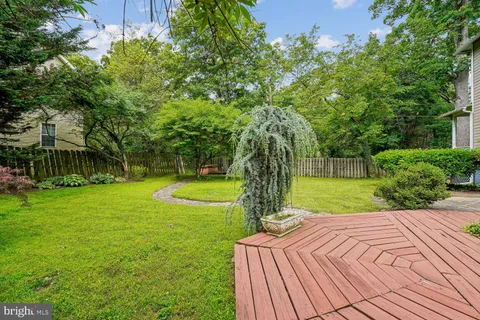 $799,999 | 16 Maple Avenue, Washington Grove, MD 20880