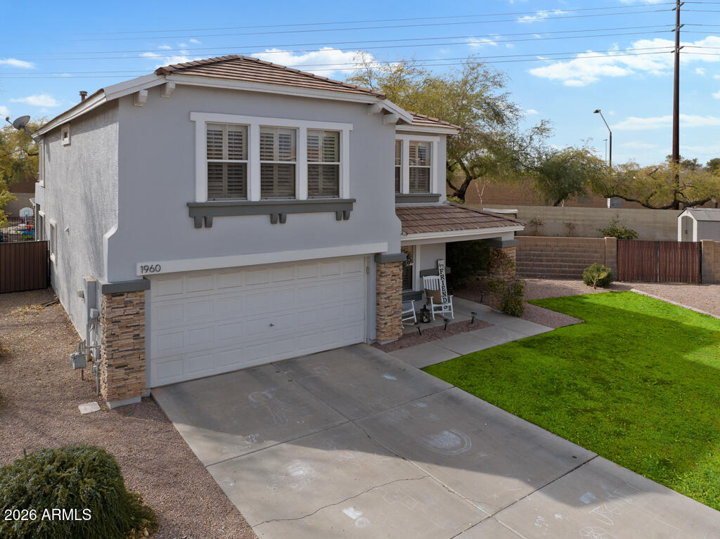 1960 South Portland Court Gilbert, AZ 85295 - Photo 4 of 53 DJI_20250126040607_0021_D