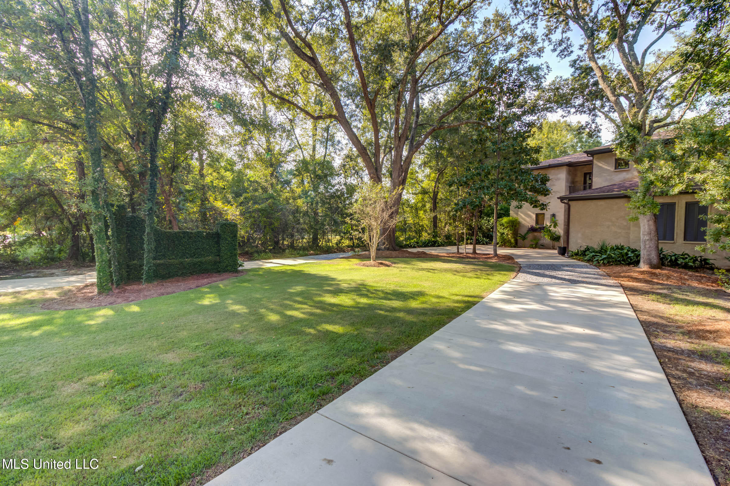 11534 Hillcrest Road Gulfport, MS 39503 - Photo 2 of 101 Hillcrest (1)