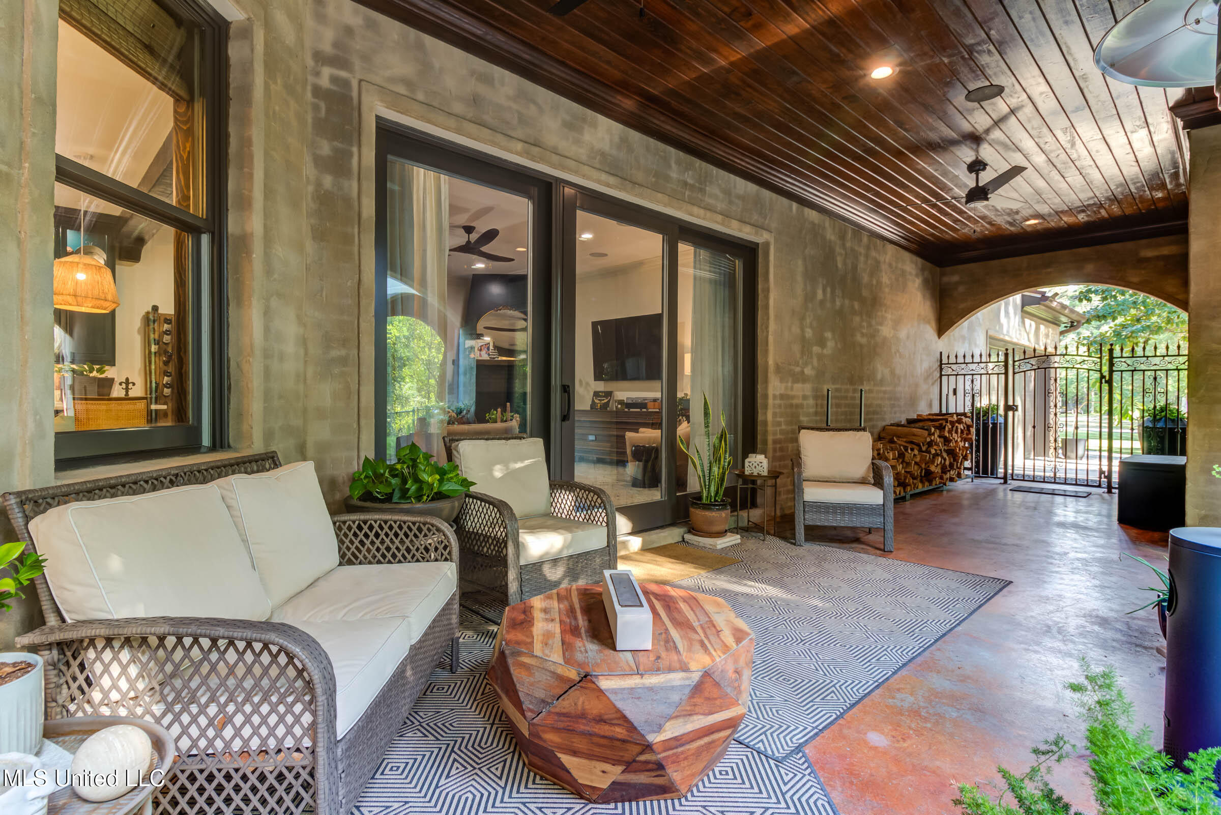 11534 Hillcrest Road Gulfport, MS 39503 - Photo 7 of 101 Hillcrest (32)