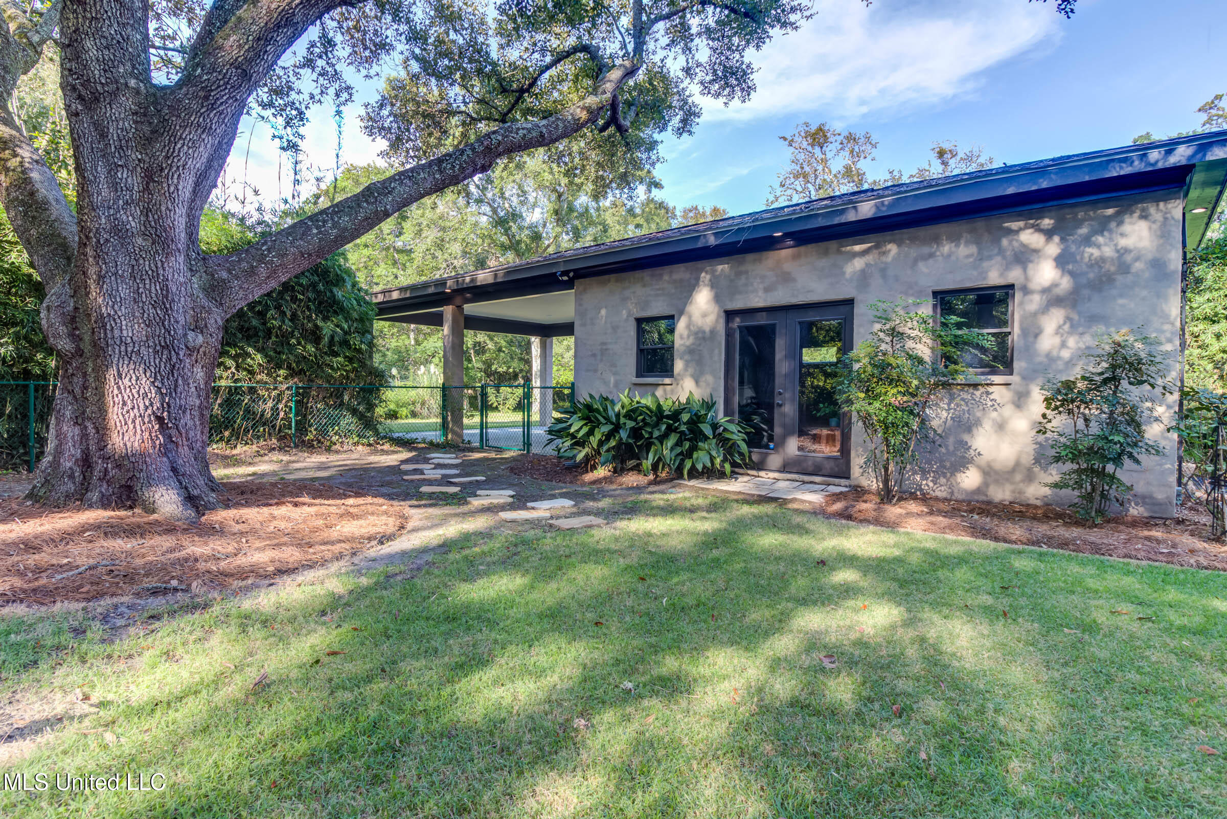 11534 Hillcrest Road Gulfport, MS 39503 - Photo 93 of 101 Hillcrest (20)