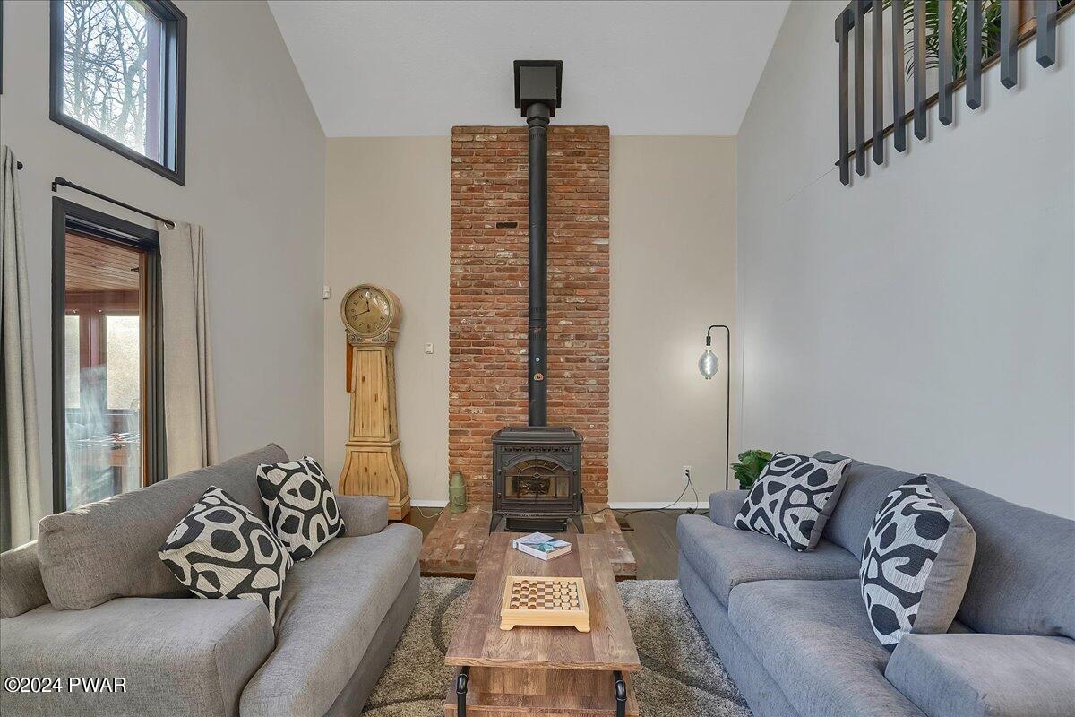 226 Maple Ridge Drive Hawley, PA 18428 - Photo 12 of 38