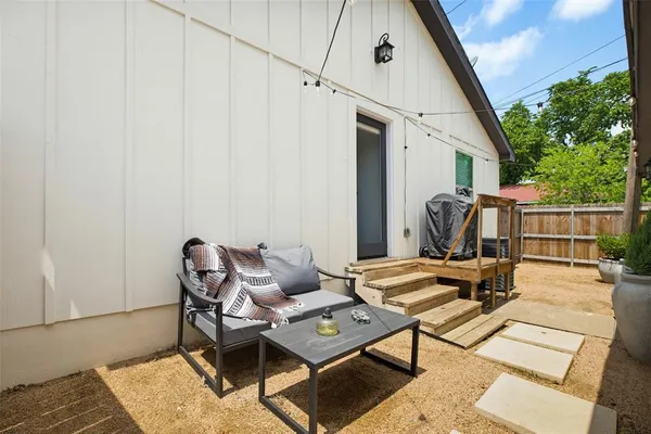 $568,000 | 506 North Chestnut Street, McKinney, TX 75069