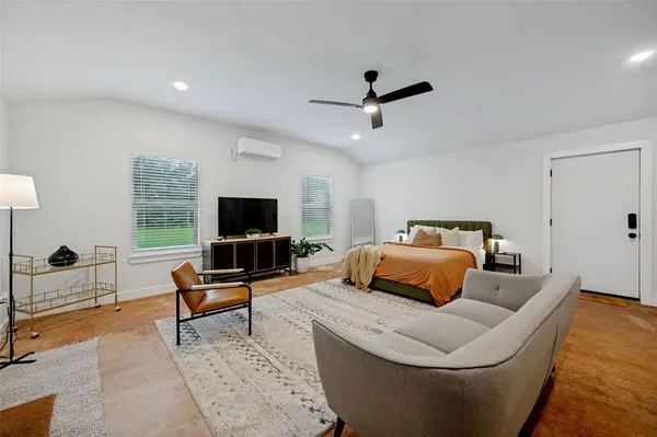 $568,000 | 506 North Chestnut Street, McKinney, TX 75069