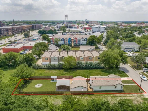 $568,000 | 506 North Chestnut Street, McKinney, TX 75069
