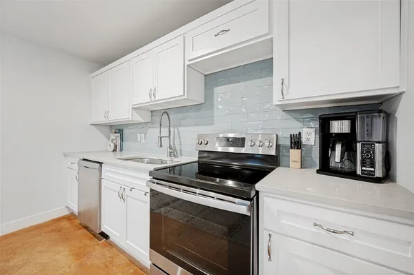 $568,000 | 506 North Chestnut Street, McKinney, TX 75069