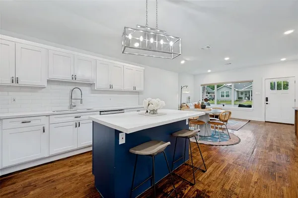 $568,000 | 506 North Chestnut Street, McKinney, TX 75069