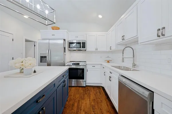 $568,000 | 506 North Chestnut Street, McKinney, TX 75069