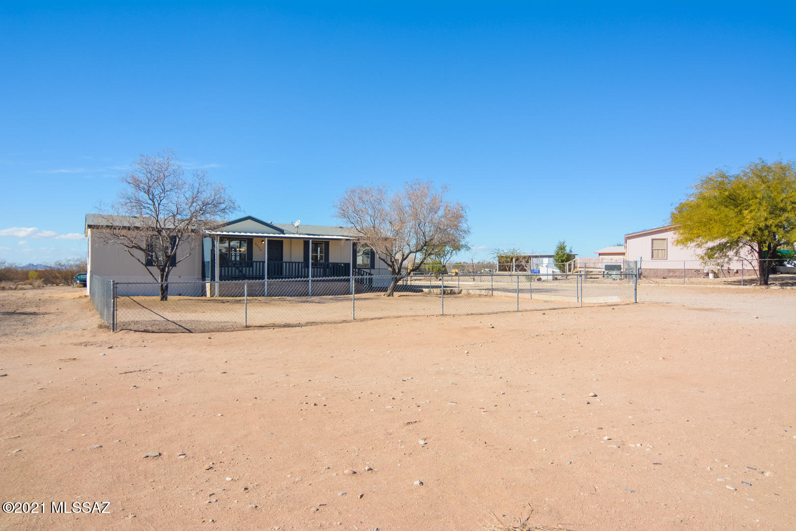 5534 East Hermans Road Tucson, AZ 85756 - Photo 3 of 28 Gallery Image 3