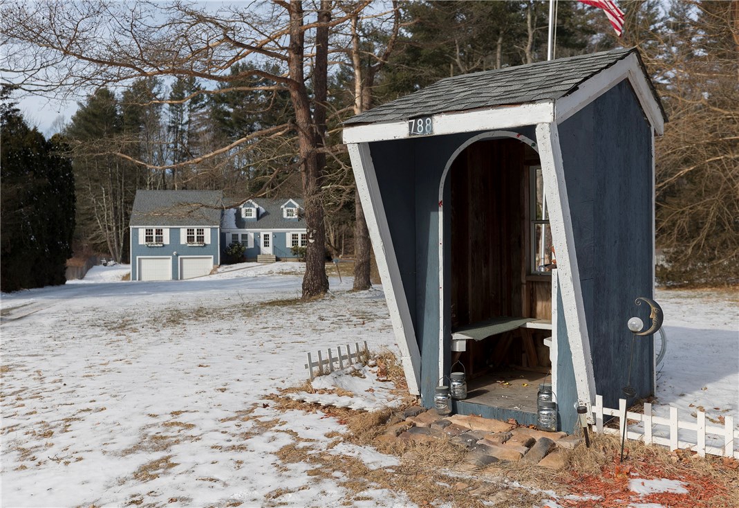788 Round Top Road Burrillville, RI 02830 - Photo 33 of 40