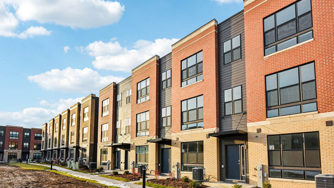 302 Summit Circle Lombard, IL 60148 - Photo 3 of 44