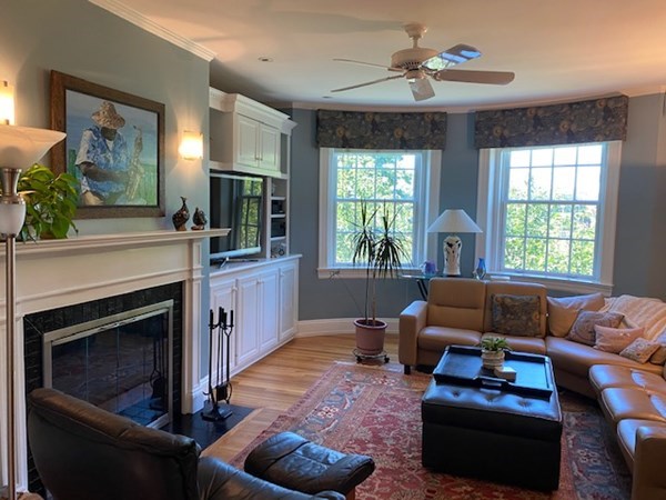 30 Dean Road, Unit D3 Brookline, MA 02445 - Photo 4 of 33
