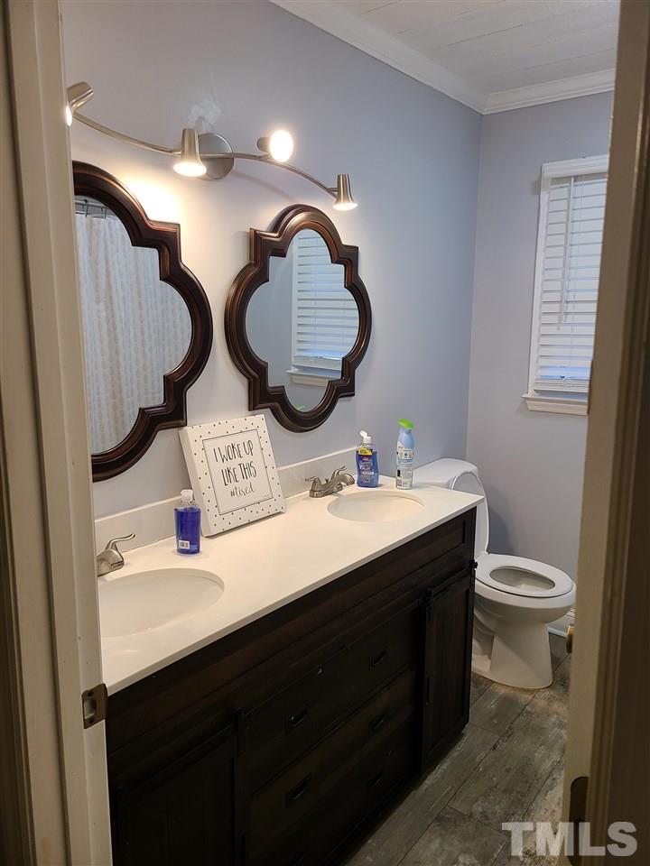 67 Dick Smith Road Kittrell, NC 27544 - Photo 7 of 21 hall bathroom for bedrooms to share