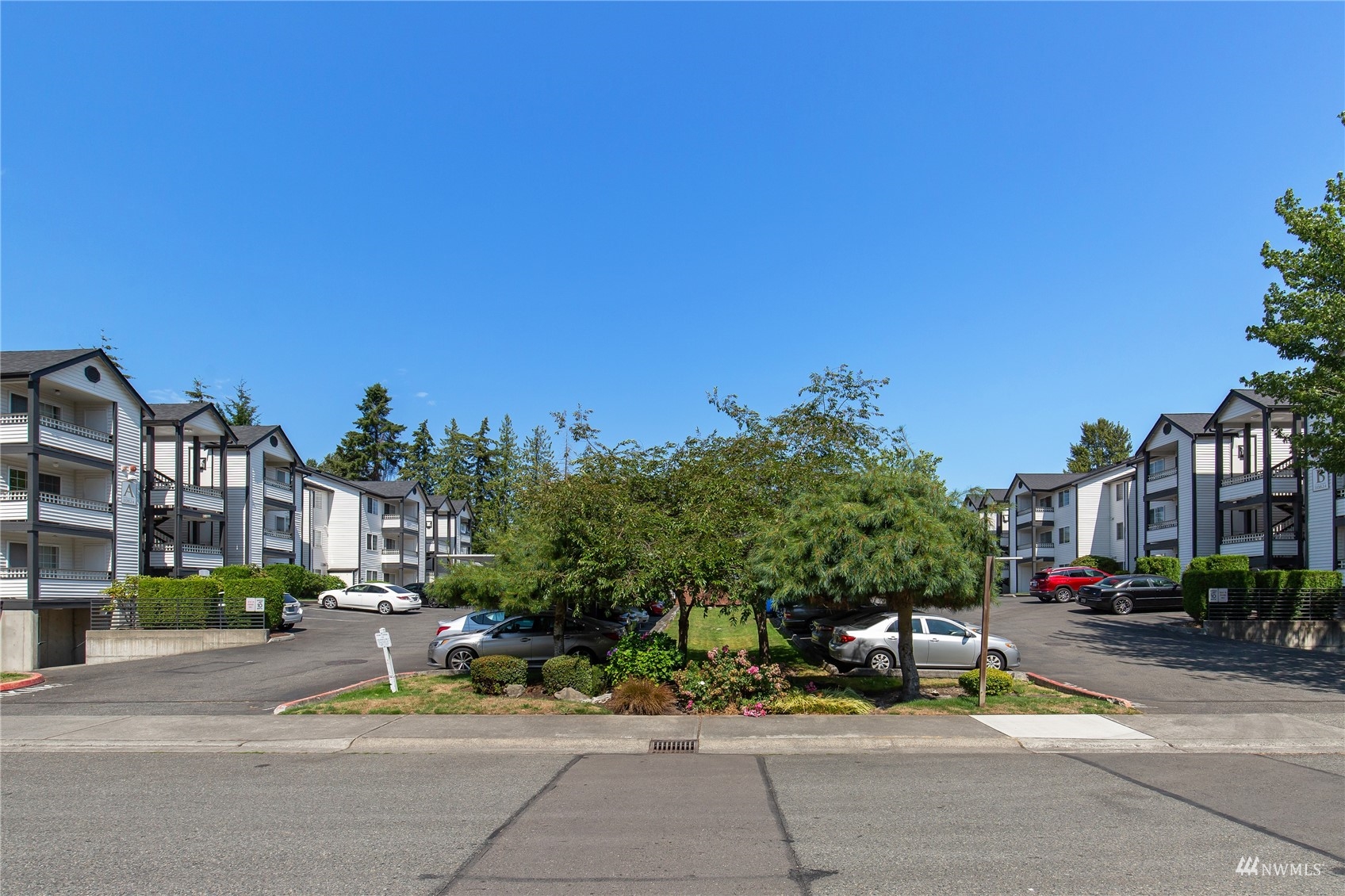 10824 Southeast 170th Street, Unit A305 Renton, WA 98055 - Photo 32 of 33 Gallery Image 32