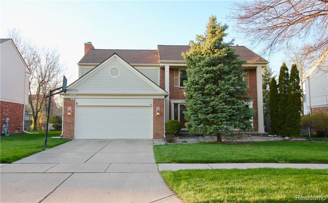 45684 Bryn Mawr Road Canton, MI 48187 - Photo 1 of 17 IMG_2176.jpg