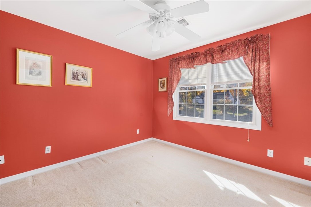 423 River Road Lincoln, RI 02865 - Photo 23 of 48