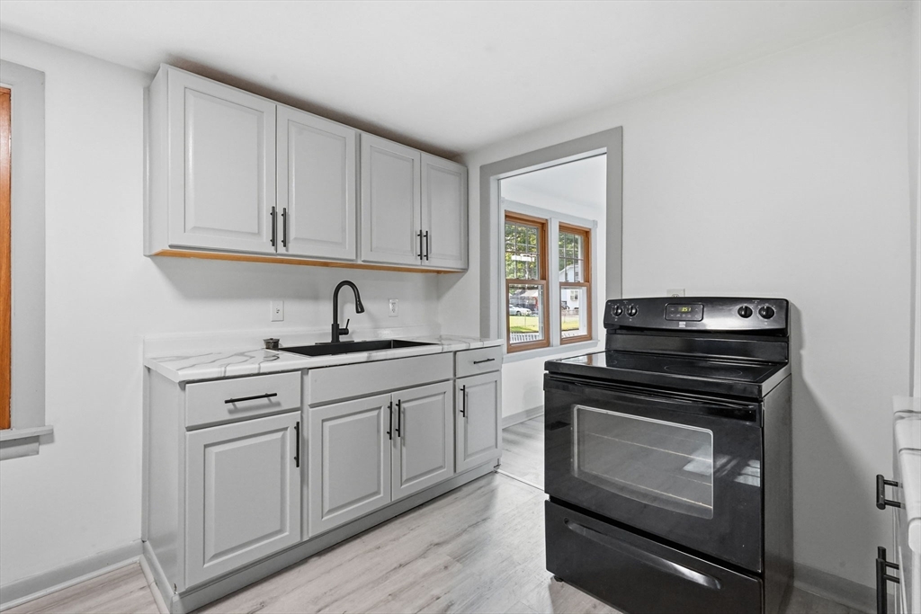 85 Silas Street Springfield, MA 01109 - Photo 16 of 21 Gallery Image 16