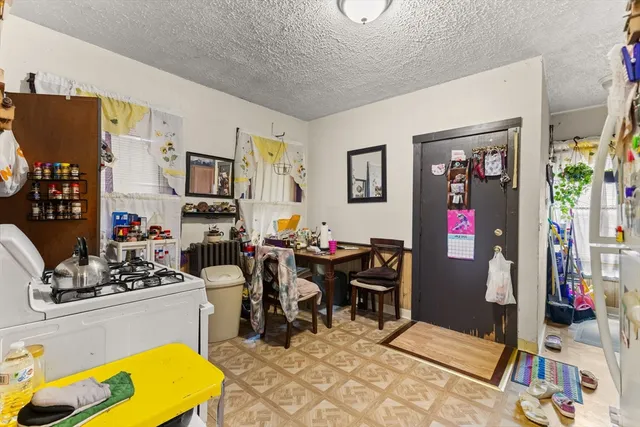 $875,000 | 282 Belmont Street, Brockton, MA 02301