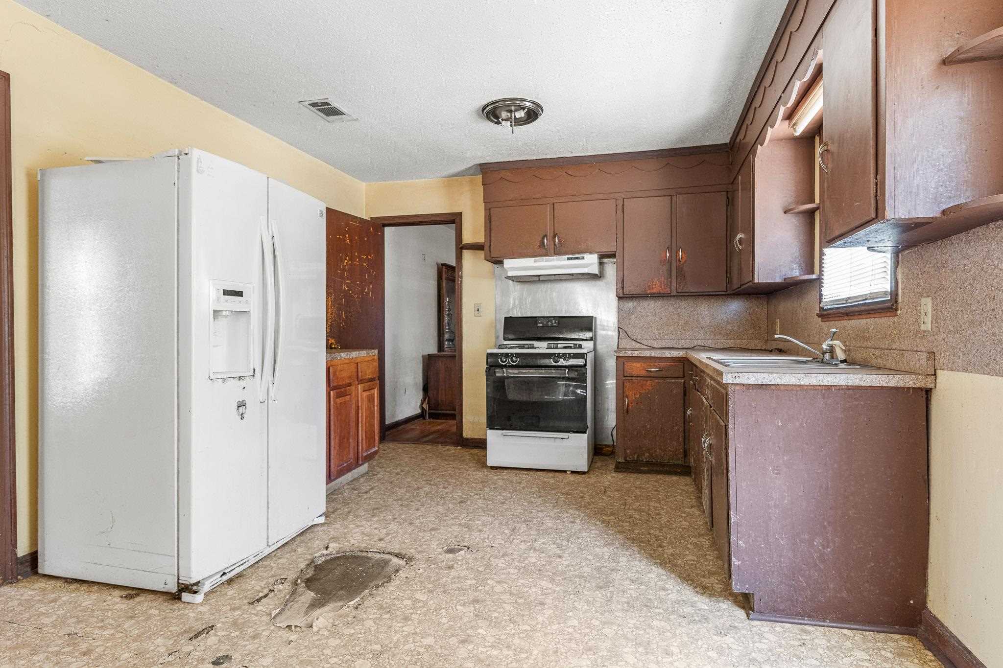 2100 North Spring Street Pensacola, FL 32501 - Photo 8 of 17