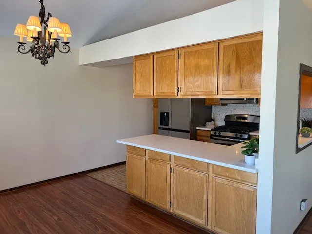 $2,300 | 1796 Vermont Drive, Unit A, Elk Grove Village, IL 60007