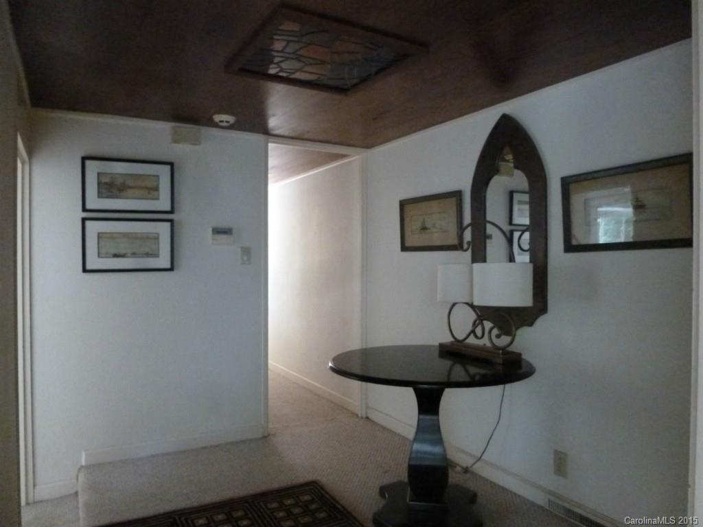 1207 Valley Stream Road Statesville, NC 28677 - Photo 2 of 24 Gallery Image 2