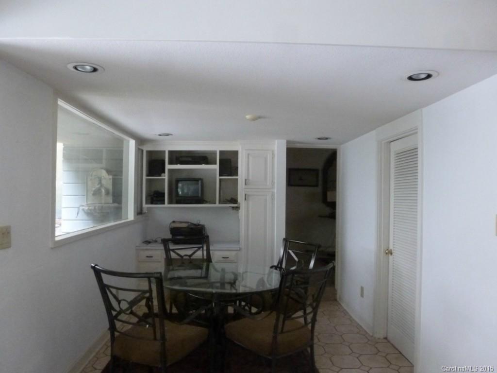 1207 Valley Stream Road Statesville, NC 28677 - Photo 14 of 24 Gallery Image 14