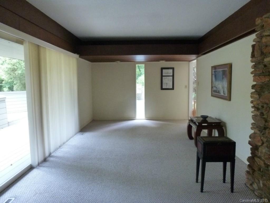 1207 Valley Stream Road Statesville, NC 28677 - Photo 7 of 24 Gallery Image 7