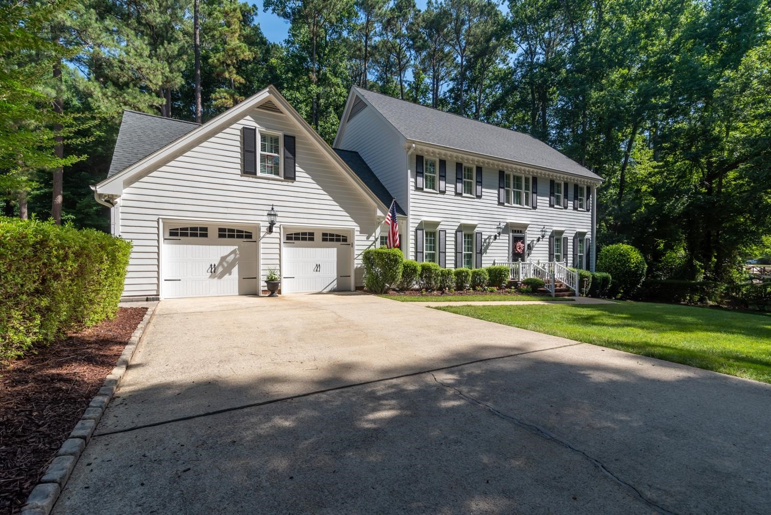 10605 Soma Court Raleigh, NC 27613 - Photo 1 of 41 Front