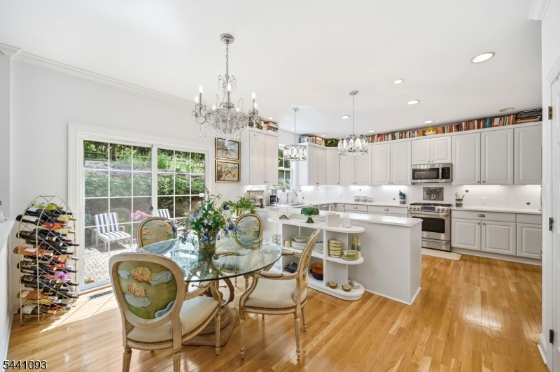 2 Stone Ridge Court Little Falls, NJ 07424 - Photo 16 of 48 Gallery Image 16