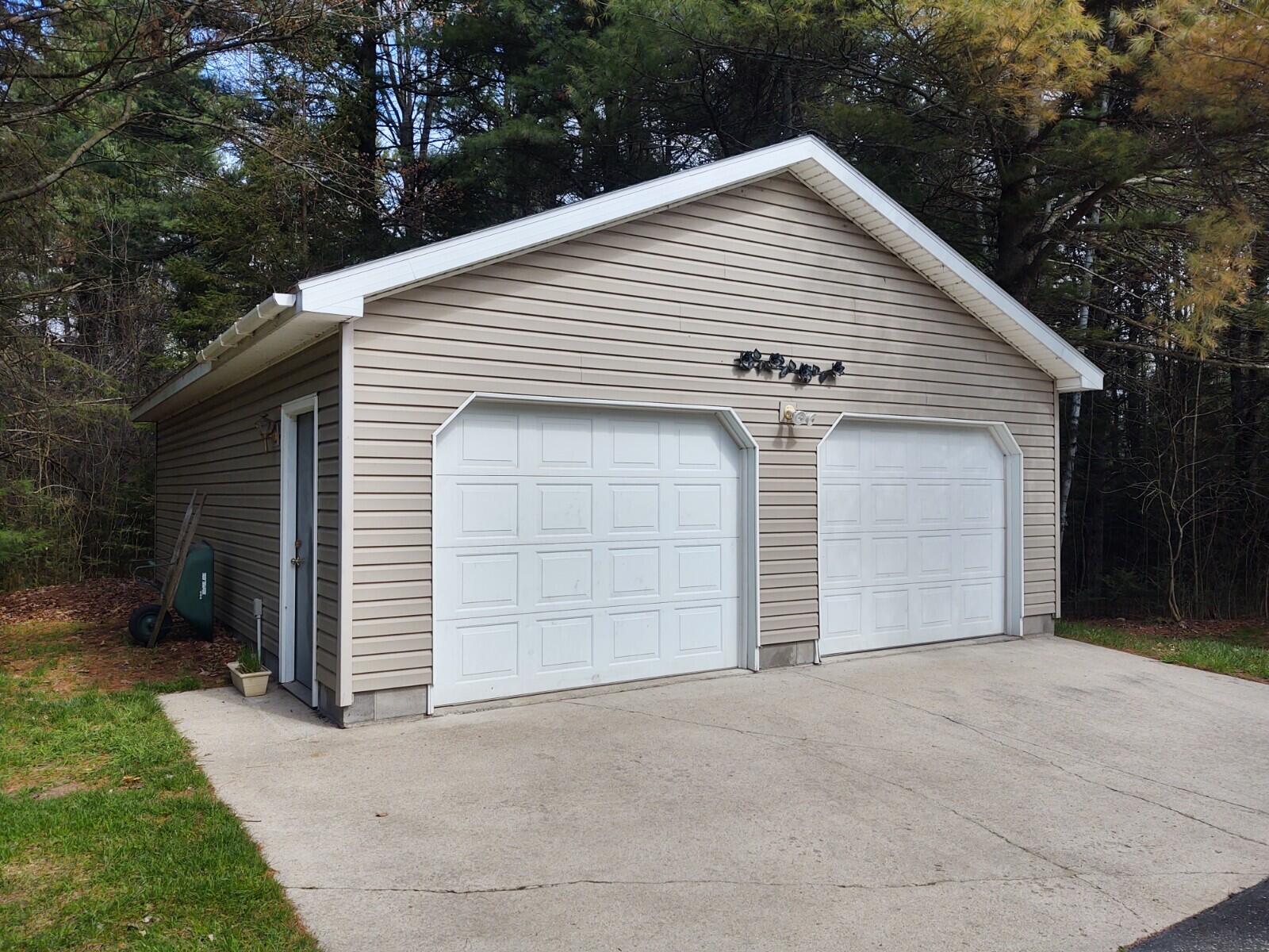 8275 Carter Road Cheboygan, MI 49721 - Photo 66 of 97 Gallery Image 66