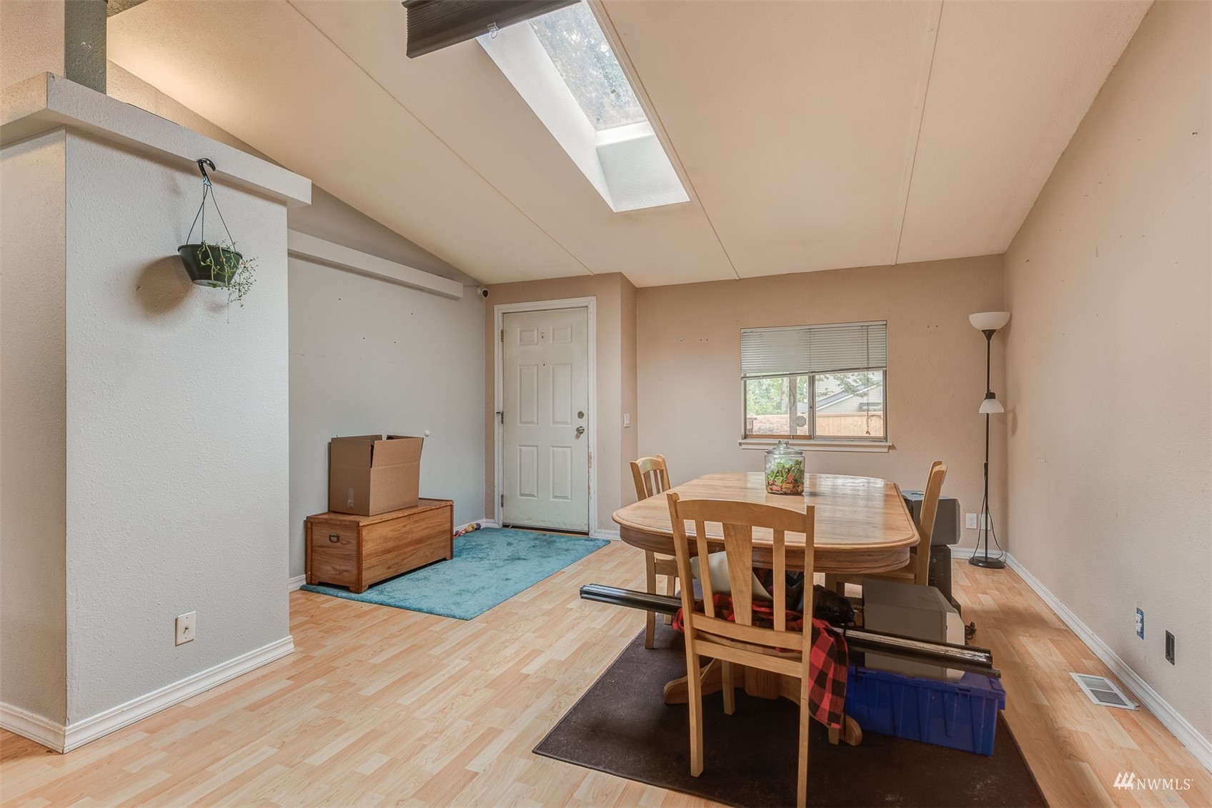 415 Lakeview Road, Unit A12 Lynnwood, WA 98087 - Photo 11 of 26