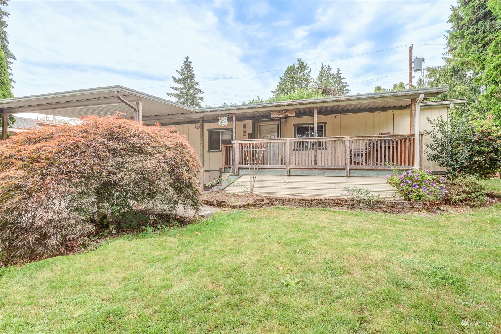 415 Lakeview Road, Unit A12 Lynnwood, WA 98087 - Photo 5 of 26