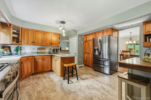 $599,999 | 10 Concord Road, Fishkill, NY 12524