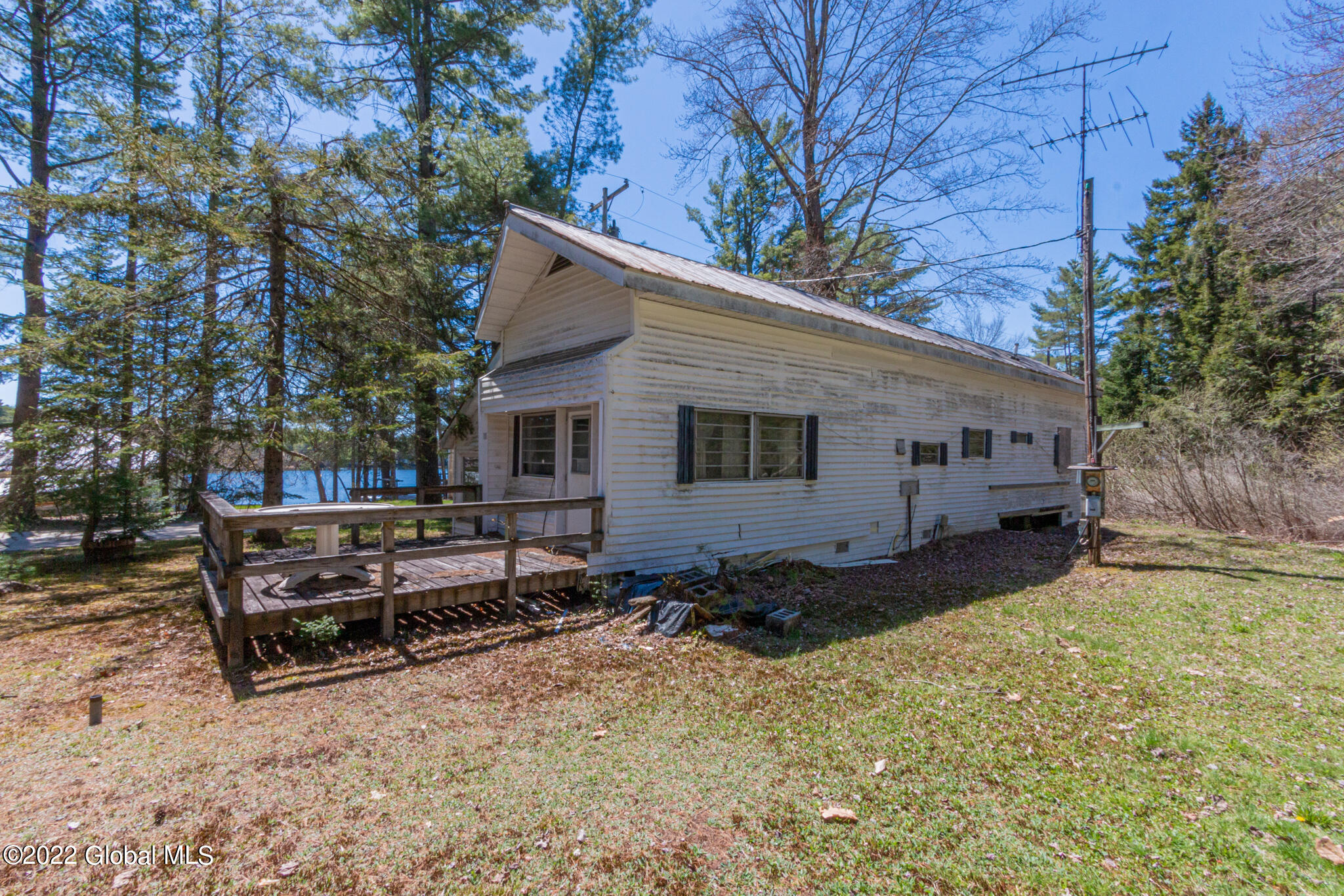 130 Garlock Road Caroga Lake, NY 12032 - Photo 4 of 25 130 Garlock Rd-04