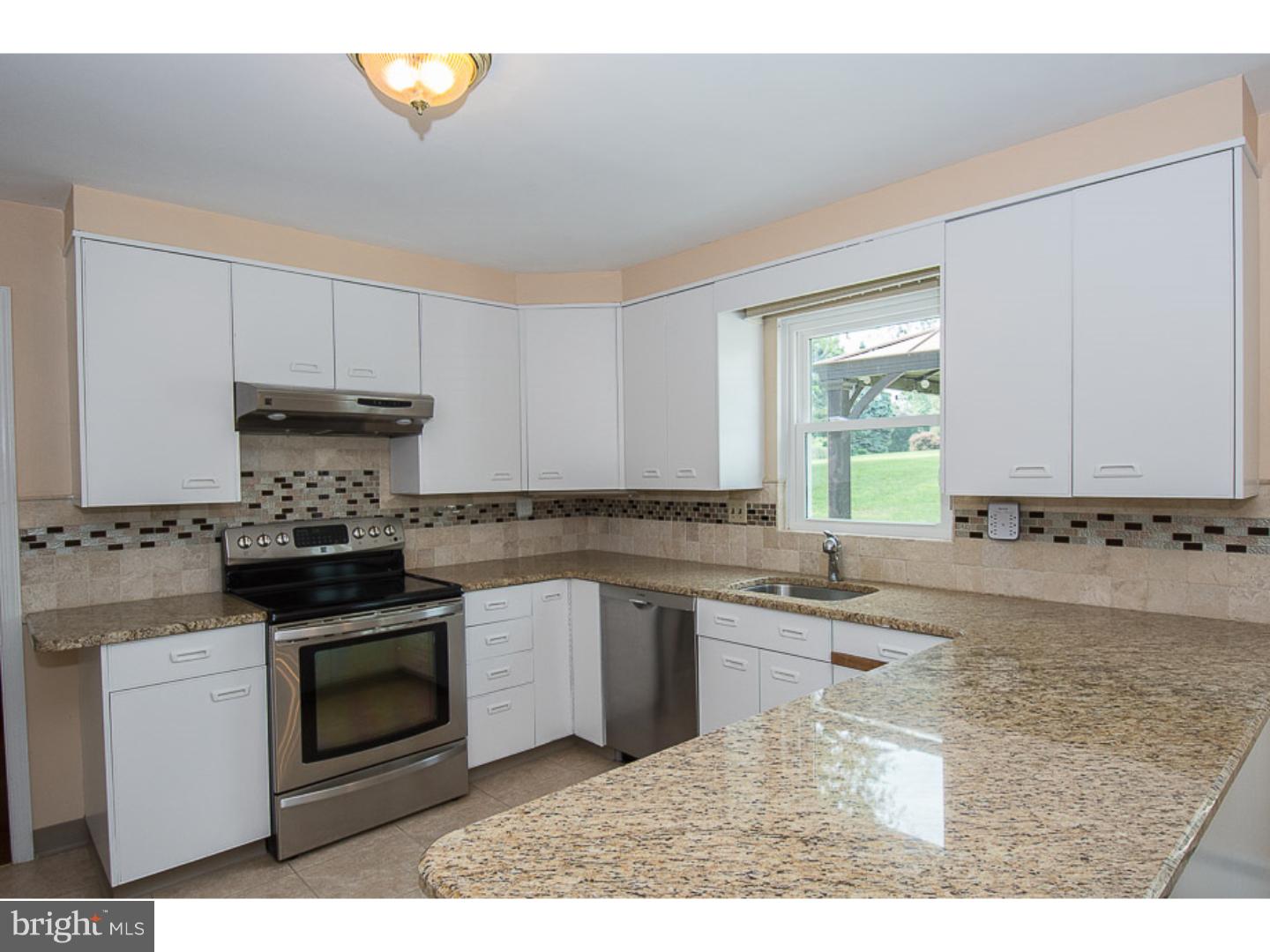 19 Moores Road Malvern, PA 19355 - Photo 8 of 25 Kitchen