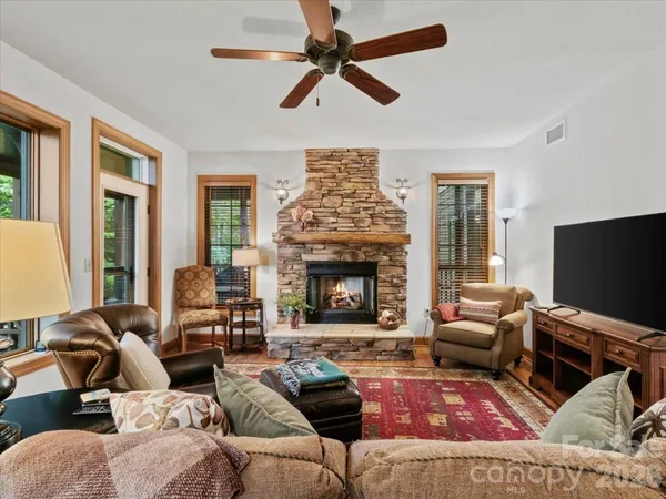 $269,500 | 81 Creekside Way, Unit F202, Burnsville, NC 28714