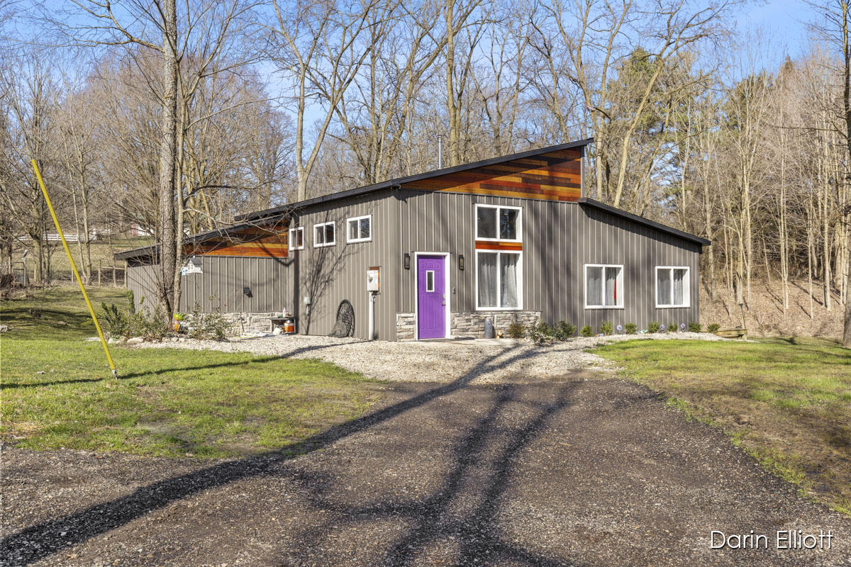 4142 Sayles Road Ionia, MI 48846 - Photo 1 of 41 IMG_1001