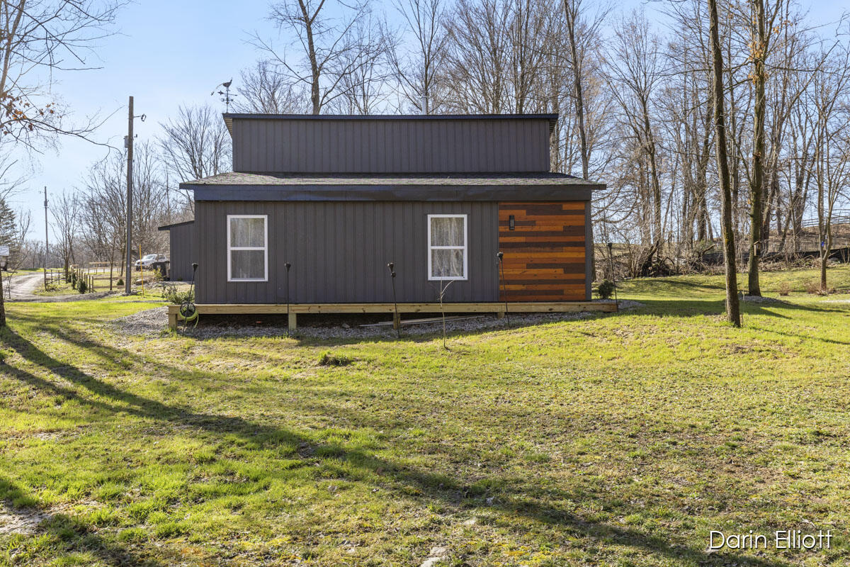 4142 Sayles Road Ionia, MI 48846 - Photo 30 of 41 IMG_1027