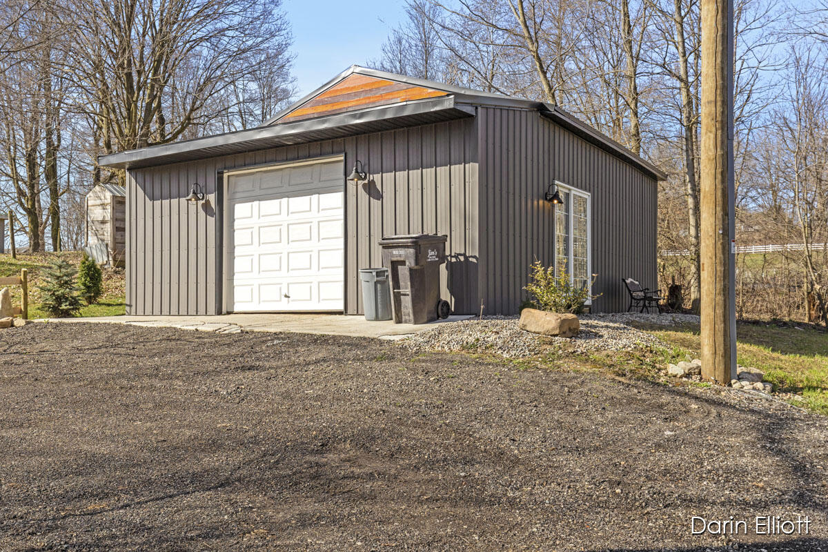 4142 Sayles Road Ionia, MI 48846 - Photo 37 of 41 IMG_1034