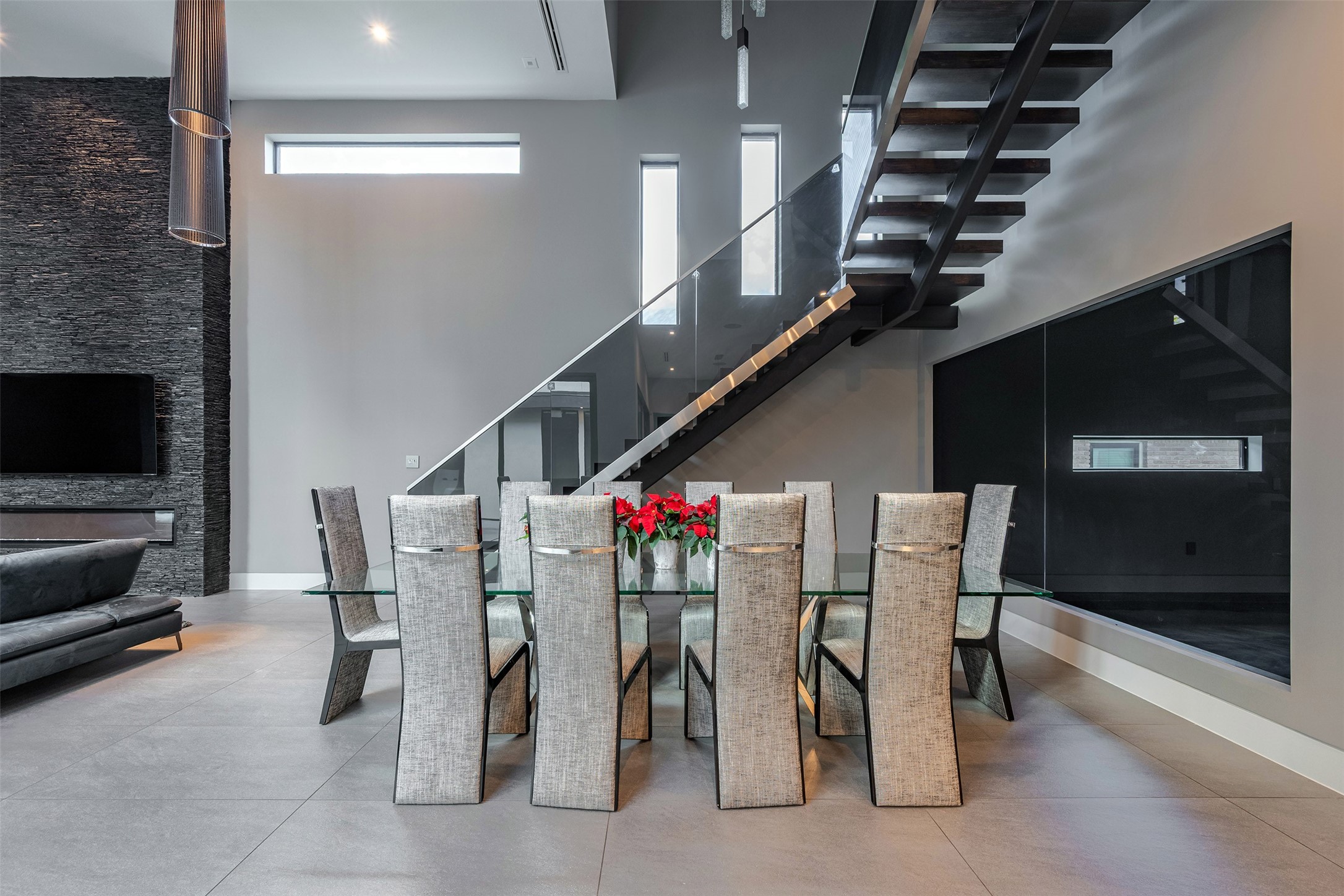 2302 Suffolk Drive Houston, TX 77027 - Photo 12 of 42 a view of entryway and hall