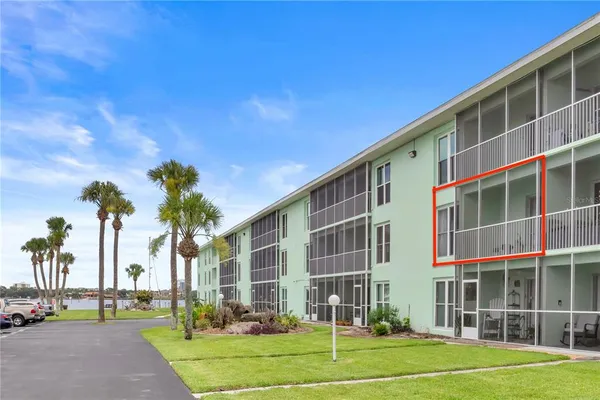 $200,000 | 715 South Beach Street, Unit 211D, Daytona Beach, FL 32114