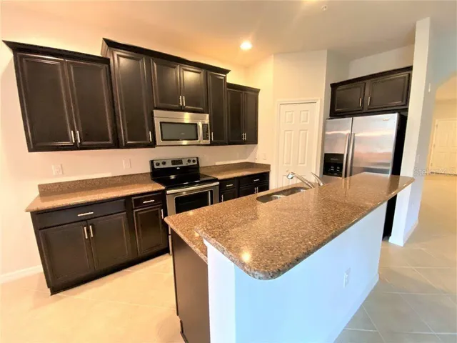 $2,150 | 7886 Moonstone Drive, Unit 4102, Sarasota, FL 34233