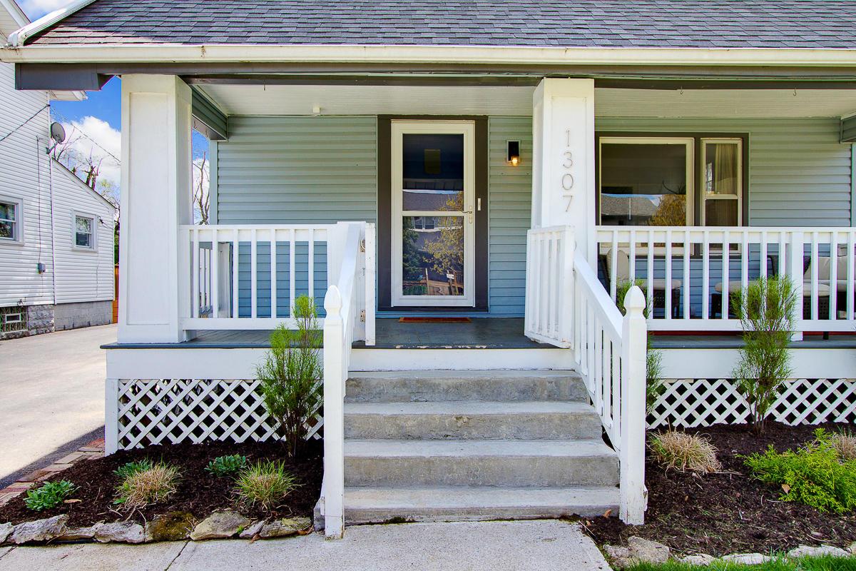 1307 Mulford Road Columbus, OH 43212 - Photo 2 of 25