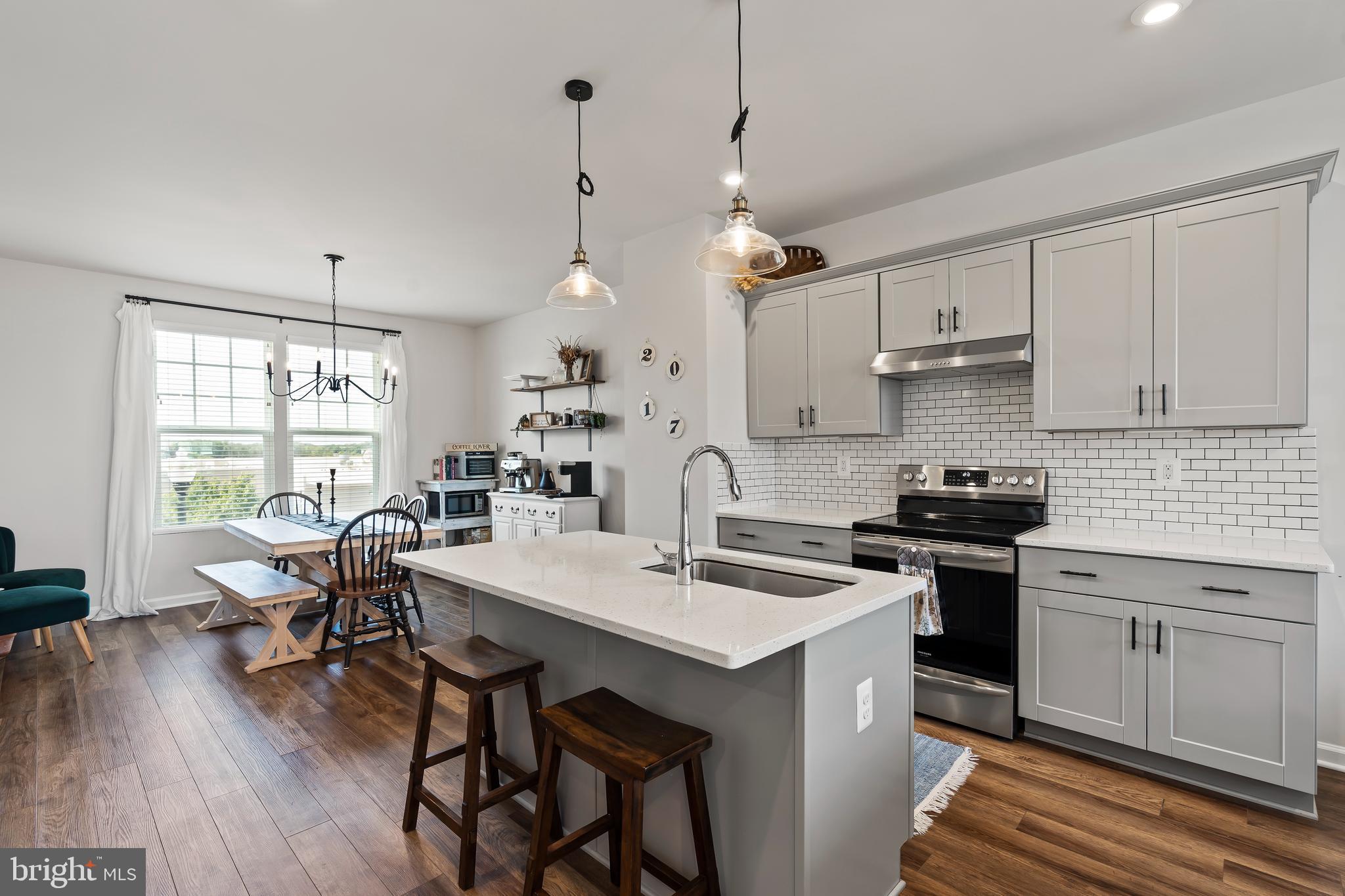 163 Presidents Pointe Avenue Ranson, WV 25438 - Photo 16 of 40 Quartz counter tops