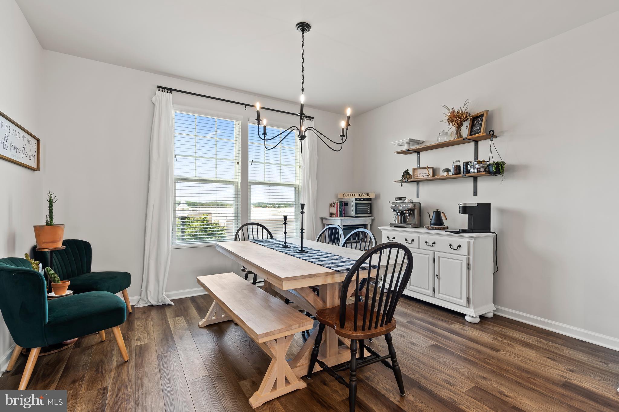163 Presidents Pointe Avenue Ranson, WV 25438 - Photo 21 of 40 Dining space