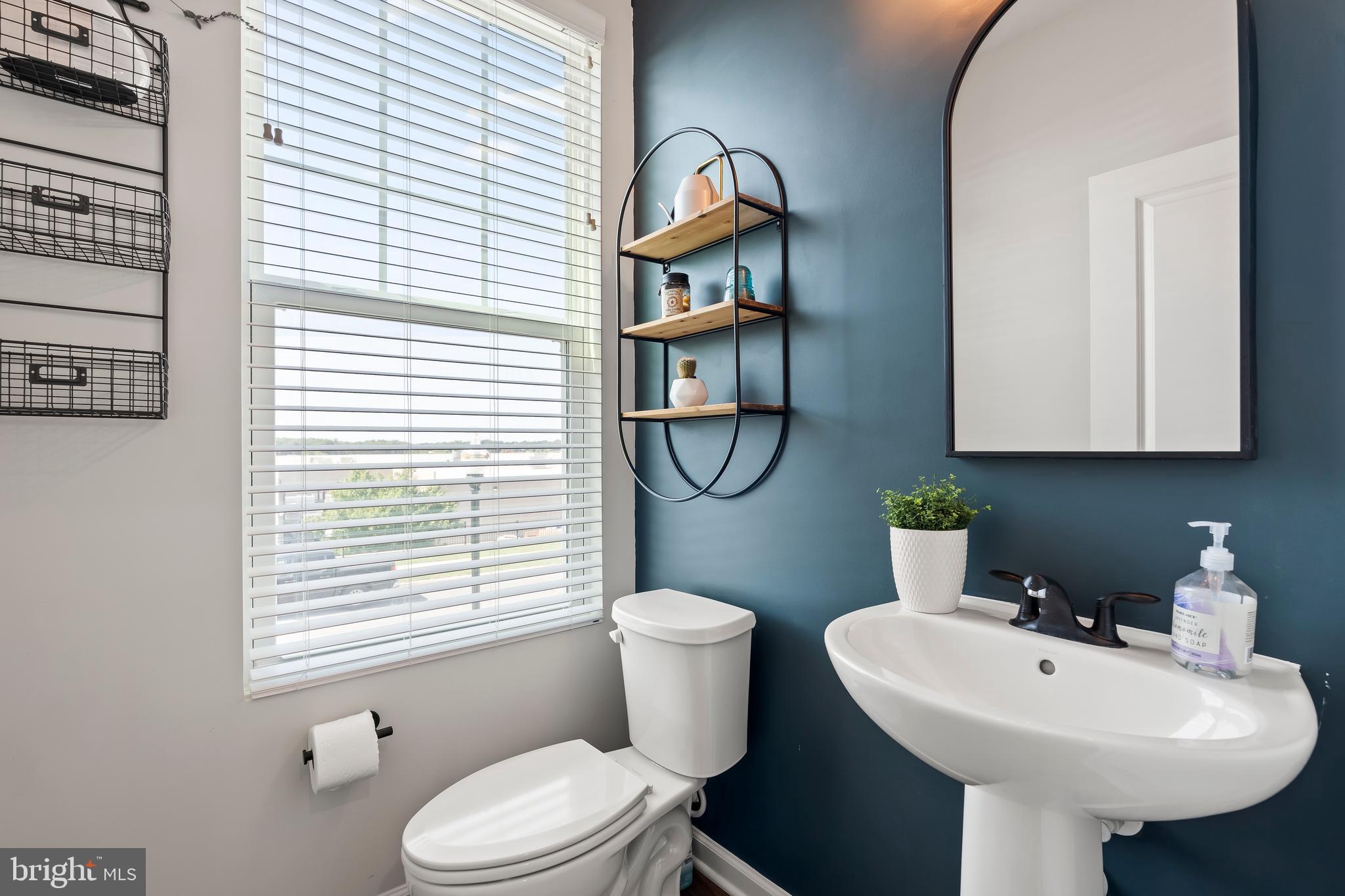 163 Presidents Pointe Avenue Ranson, WV 25438 - Photo 25 of 40 Power room with accent wall