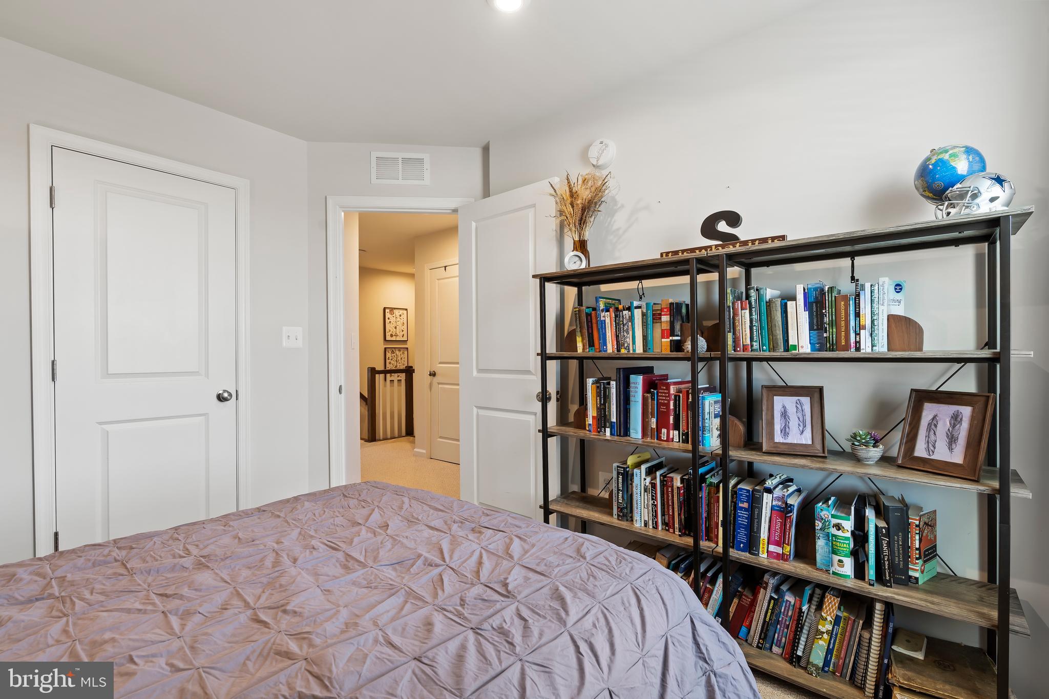 163 Presidents Pointe Avenue Ranson, WV 25438 - Photo 37 of 40 Bedroom